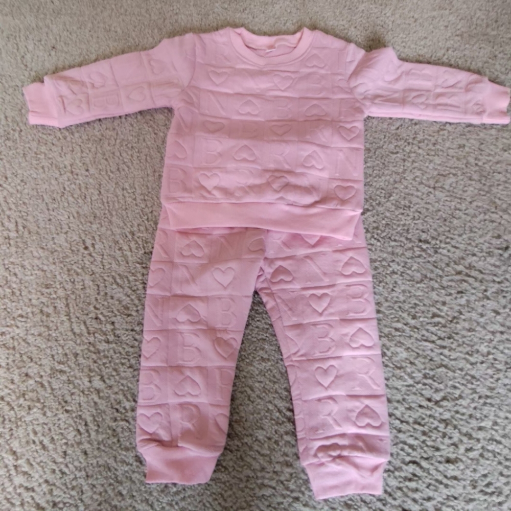 Infants pink 2-piece with letter printed long sleeve